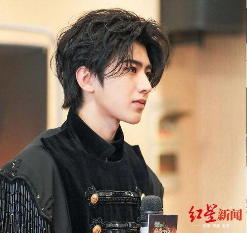 蔡徐坤圈内人爆料,不为人知的背后故事